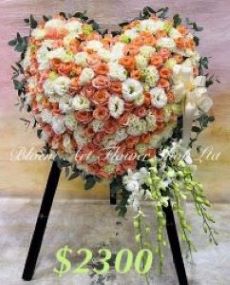 Sympathy Heart Wreath - CODE 95797